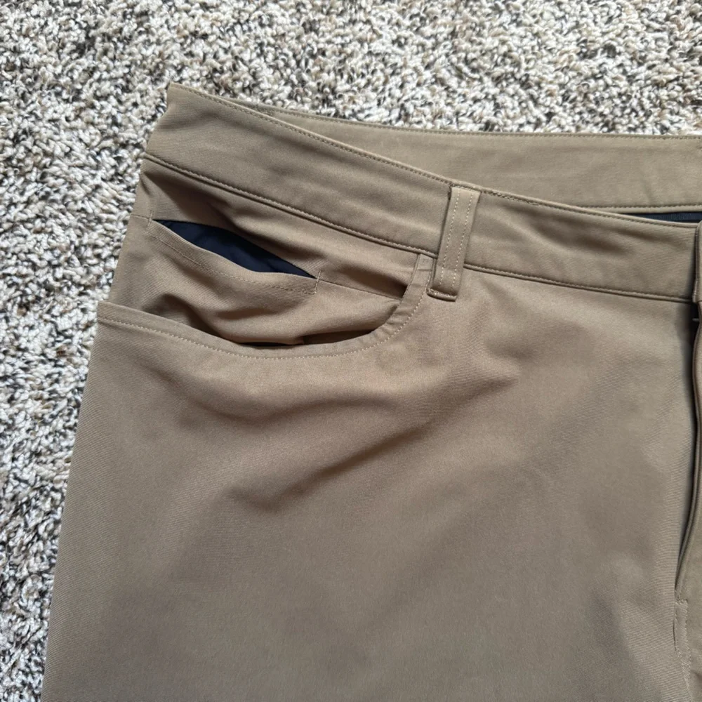 lululemon athletica classic fit